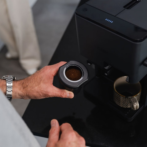 Nivona CUBE 4106 täysautomaattinen kahvikone – musta