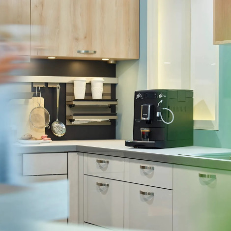 Nivona CafeRomatica NICR 520 automatinis kavos aparatas – juodas