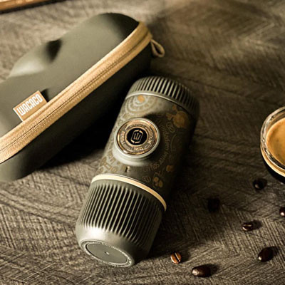 Nešiojamas espresso kavos aparatas WACACO Nanopresso Dark Souls Grey