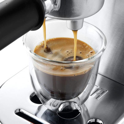 DeLonghi Dedica EC 685.M E.S.E. espressomasin – hõbedane