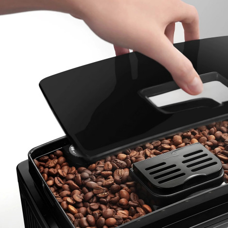 DeLonghi Magnifica S ECAM 22.112.B automātiskais kafijas automāts – melns