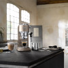 DeLonghi Dedica EC785.BG kafijas automāts ar tabletēm - brūns