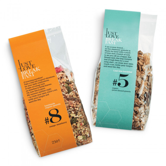 Set of organic granolas IJLB 