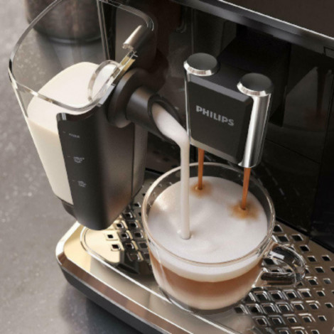 Machine à espresso/cappuccino entièrement automatique Philips série 2200  avec mousseur à lait, noir