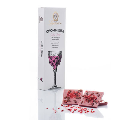 Rožinis šokoladas su granatais ir braškių skonio dribsniais Laurence Chommelier Rose Wine, 100 g
