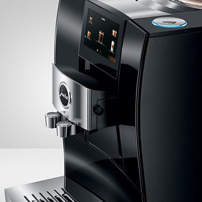 JURA Z10 Diamond Black (EA) automatinis kavos aparatas – juodas
