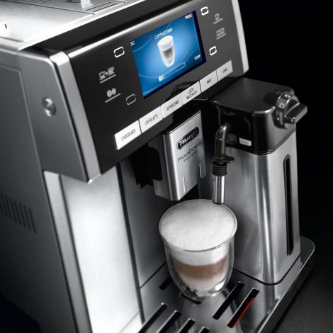 Coffee machine De’Longhi PrimaDonna Exclusive ESAM 6900.M