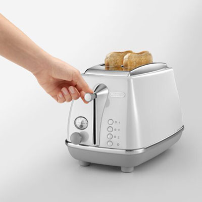 Toaster DeLonghi „Icona Capitals CTOC 2103.W“