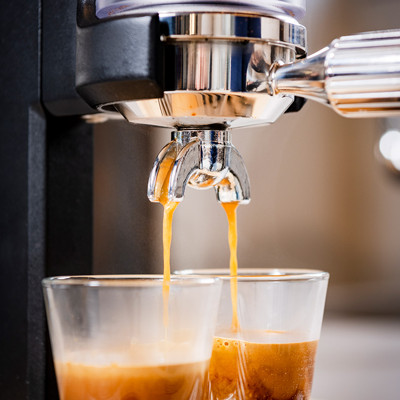 Superkop Black manuaalne espressomasin, kaasaskantav – must