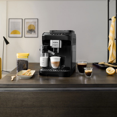 Używany ekspres ciśnieniowy DeLonghi Magnifica Evo ECAM 290.61.B – czarny