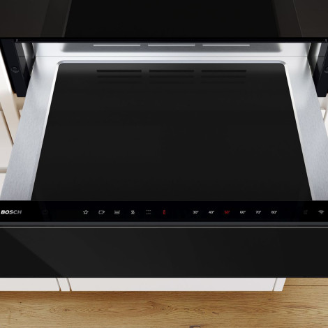 Įmontuojamasis šildymo stalčius Bosch BIC7101B1 (60 x 14 cm, juodas)