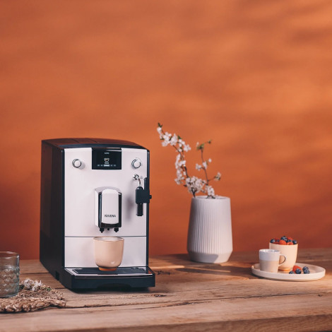 Nivona CafeRomatica NICR 560 automatinis kavos aparatas – juodas